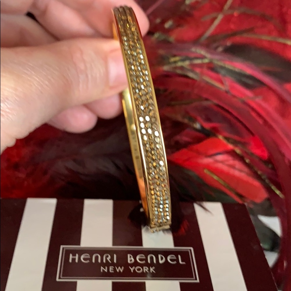Henri Bendel Bracelets and ring w dust bag - Picture 3 of 5